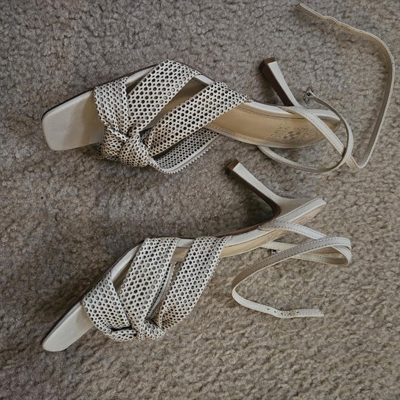 Sandals 👡 - Picture 3 of 5